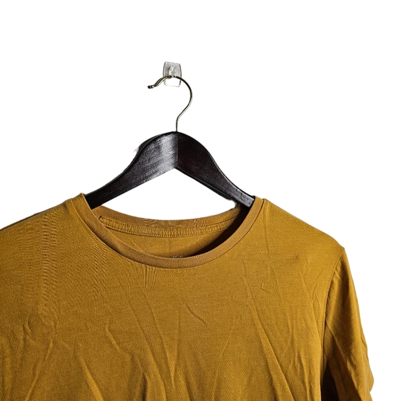 Goodfellow Lyndale Soft Knit T Shirt. Perfect Condition! - Picture 2 of 4